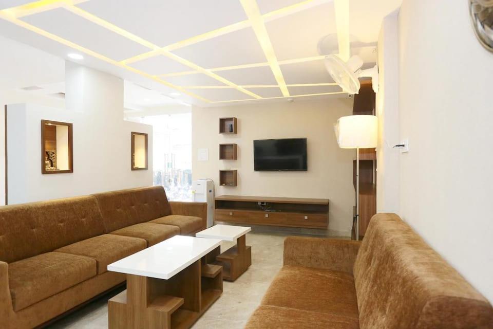 The Southgate Business Hotel Thiruvananthapuram Esterno foto